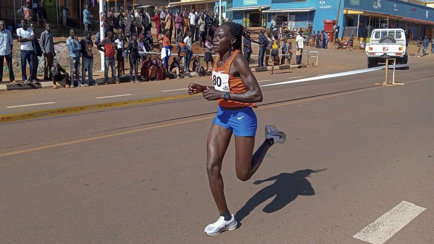 Murió en el hospital el agresor de la atleta Rebecca Cheptegei, quemada viva