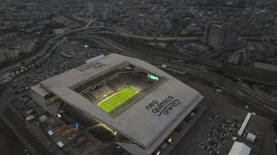 Anfitrión de partido de NFL en Brasil rechaza el verde de Eagles y Packers; le recuerda al Palmeiras