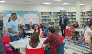 Estudiantes del programa Inglés de Inmersión participan en conversatorio con Blinken Estudiantes del programa Inglés de Inmersión participan en conversatorio con Blinken