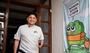 El bitcoin convirtió en empresario a un taxista de El Salvador