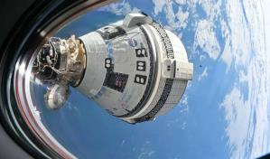 Cápsula espacial de Boeing regresa a la Tierra sin su tripulación