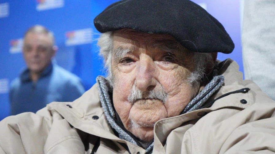 Expresidente uruguayo José Mujica se encuentra bien tras cirugía para alimentarse de forma segura