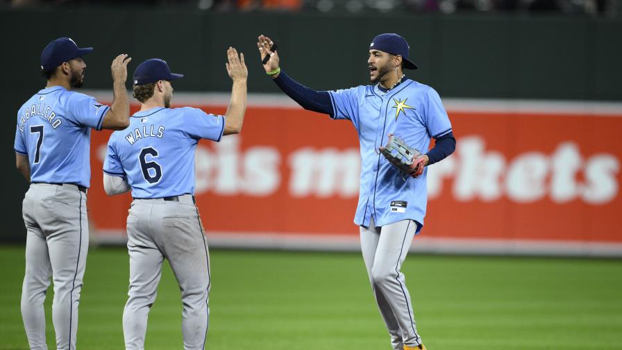 Yandy Díaz con el bate y José Siri con el guante dan triunfo a Rays, 7-1 sobre Orioles