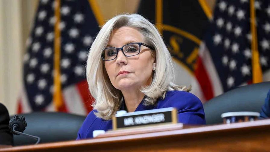 Republicana Liz Cheney advierte que votar por Trump sería una catástrofe irrecuperable