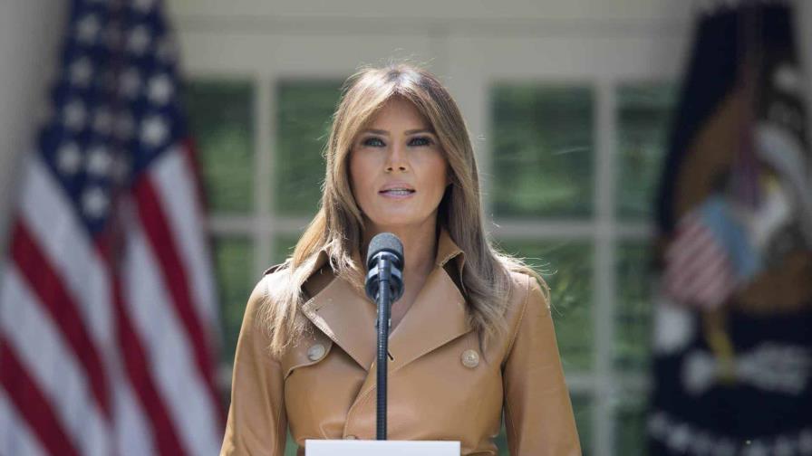 Melania Trump defiende sus desnudos en revistas para adultos: Deberíamos honrar nuestros cuerpos