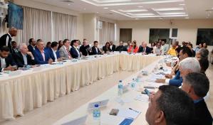 Abogados constitucionalistas dividen opiniones sobre la reforma constitucional