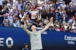 Jannik Sinner tiene 23 años, es el número 1 y suma un par de títulos de Grand Slam Jannik Sinner tiene 23 años, es el número 1 y suma un par de títulos de Grand Slam