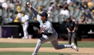 Con cuatro imparables de Sweeney y siete ponches de Madden, Tigres aplastan 9-1 a Atléticos