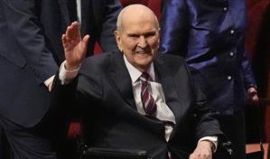 Russell M. Nelson, presidente de la iglesia mormona, fallece a los 101 años