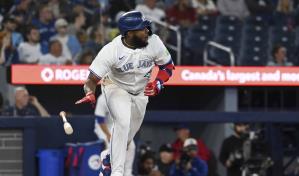 Guerrero Jr., llega al partido 800 en buena forma, pero alejado de números del padre