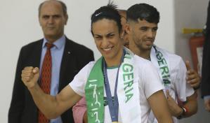 Argelia, hogar de Imane Khelif, se une al organismo mundial que intenta salvar boxeo olímpico