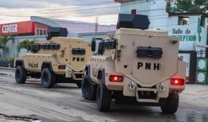 Desbloquean carretera nacional de Haití entre tiros y bombazos de la banda 400 Mawozo