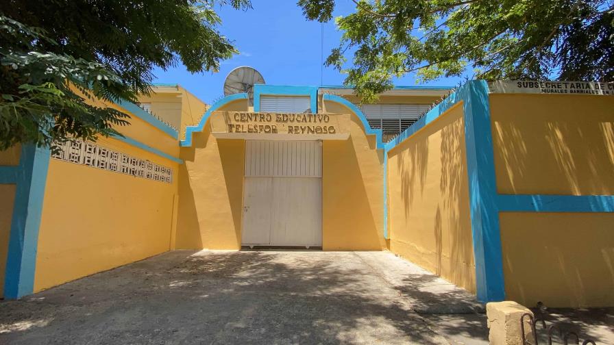 Estudiante hiere a otro con un arma blanca en una escuela de Santiago