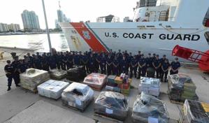 Guardia Costera EE.UU. decomisa cocaína valorada en US$54 millones y arresta a 11 personas