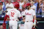 Schwarber fija marca de jonrones en 1er turno y Filis derrotan a Rays