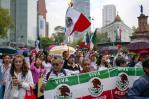 Manifestantes irrumpen en el Senado de México durante debate sobre controversial reforma judicial Manifestantes irrumpen en el Senado de México durante debate sobre controversial reforma judicial