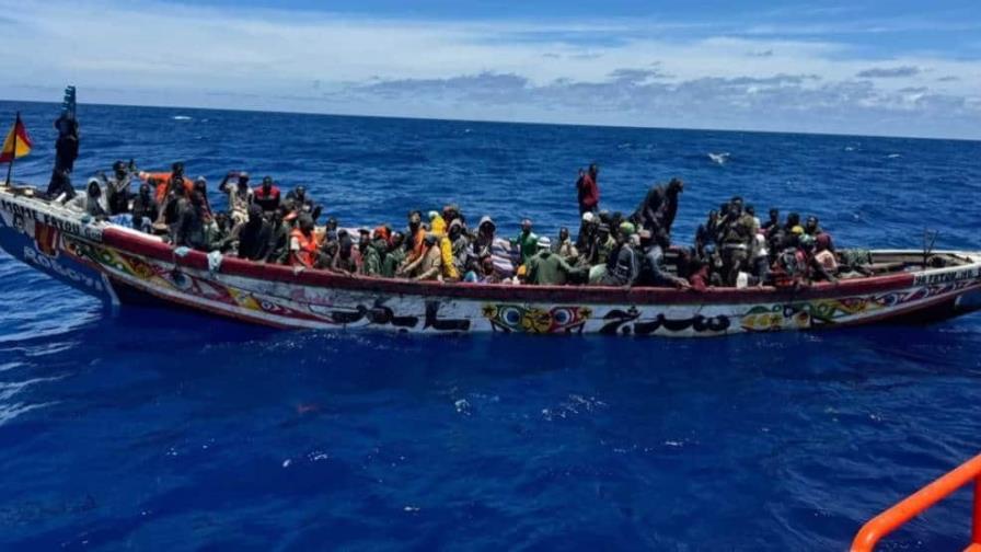 Aumentan a 26 los muertos en el naufragio de un cayuco frente a las costas de Senegal