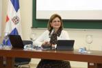 Vicepresidenta Raquel Peña comienza a impartir clases de Emprendimiento en la PUCMM