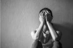 Suicidio: ¿cómo identificar las señales de advertencia y actuar a tiempo? Suicidio: ¿cómo identificar las señales de advertencia y actuar a tiempo?