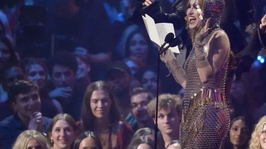 Chappell Roan gana como mejor artista nuevo en los MTV VMAs