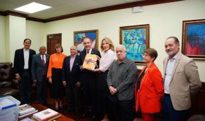 Milagros Germán formaliza proyecto para la creación de la Universidad de la Cultura y las Artes