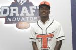 Welbyn Francisca elegido como la primera selección del draft de novatos de Lidom