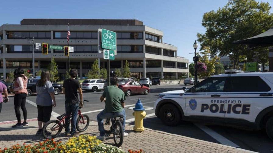 Alerta de bomba en ciudad de EEUU después de que Trump dijera que migrantes comen mascotas