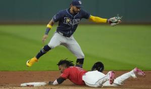 Lowe conecta jonrón y Rays vencen 5-2 a Guardianes, líderes del Centro de la Americana