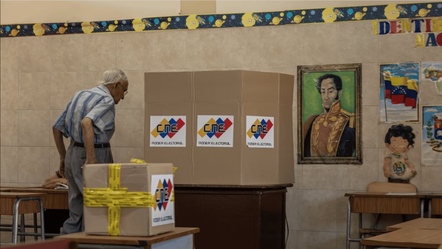 Denuncias de fraude y golpe aún resuenan en Venezuela, 3 meses después de las elecciones