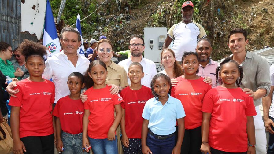 Embajada de Israel dona equipo de purificación de agua a comunidad Túnel de Capotillo