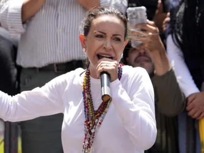 Machado dice que única opción de Maduro es aceptar negociación