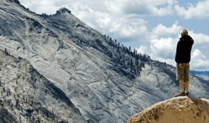 Un poderoso tsunami procedente de Groenlandia sacudió la tierra durante nueve días