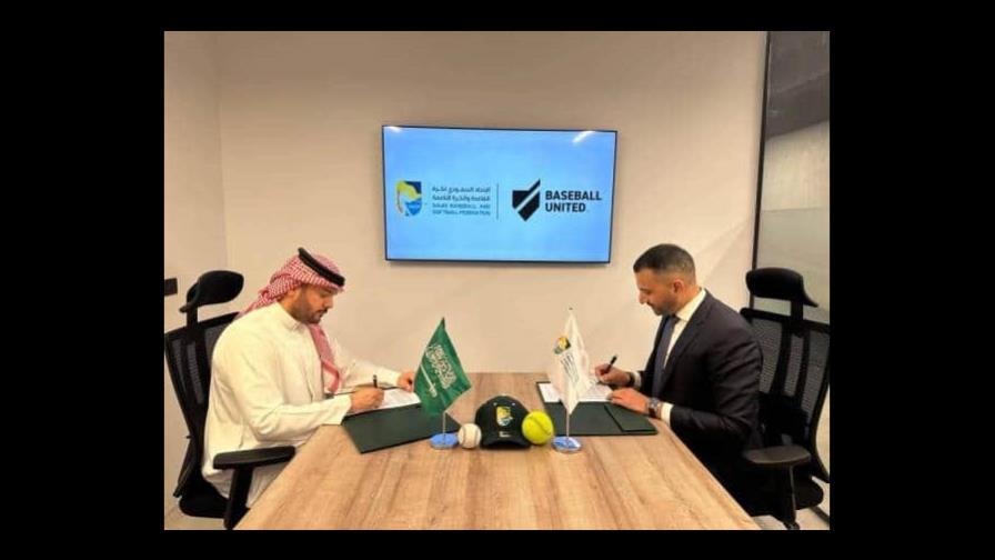 Embajada de RD abrirá puertas a técnicos y jugadores dominicanos de béisbol en Arabia Saudita