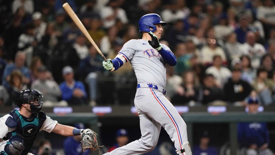 Lowe remolca la carrera del triunfo de Rangers, por 5-4 ante Marineros