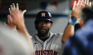 Kikuchi y Álvarez conducen a Astros a victoria número 5.000, al vencer a Angelinos