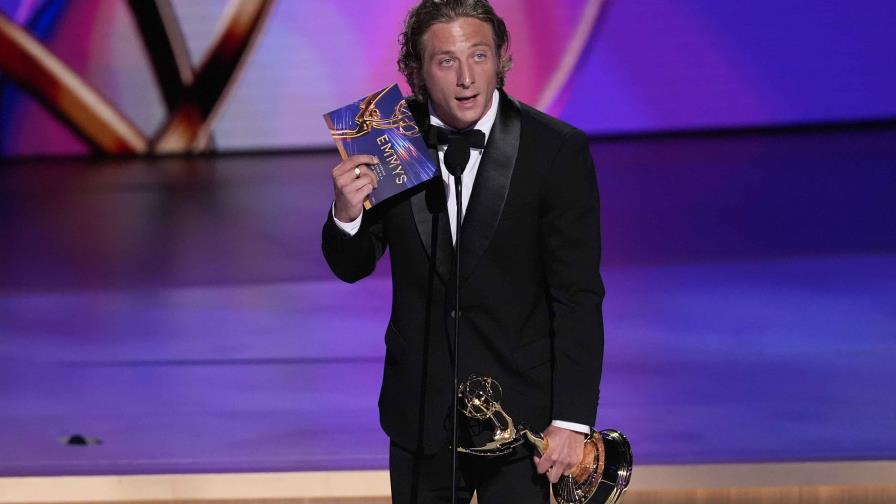 The Bears lleva tres premios Emmy y otros ganadores