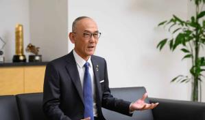 Detenida la hija del presidente de Yamaha por atacarlo con un cuchillo