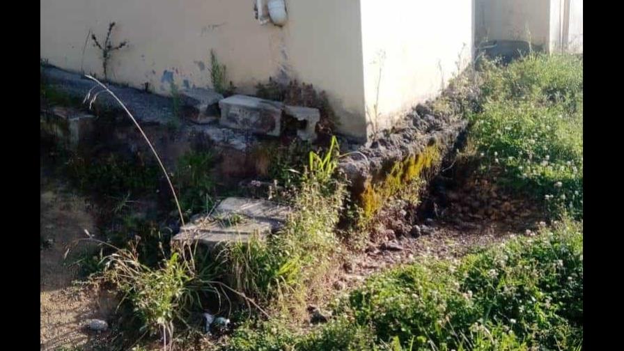 Padres denuncian malas condiciones en escuela rural Las Espinas en Ocoa