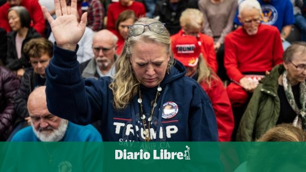 Casi la mitad de los líderes evangélicos latinos apoyan a Trump