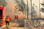 Ascienden a cuatro las víctimas mortales por los incendios en Portugal Ascienden a cuatro las víctimas mortales por los incendios en Portugal