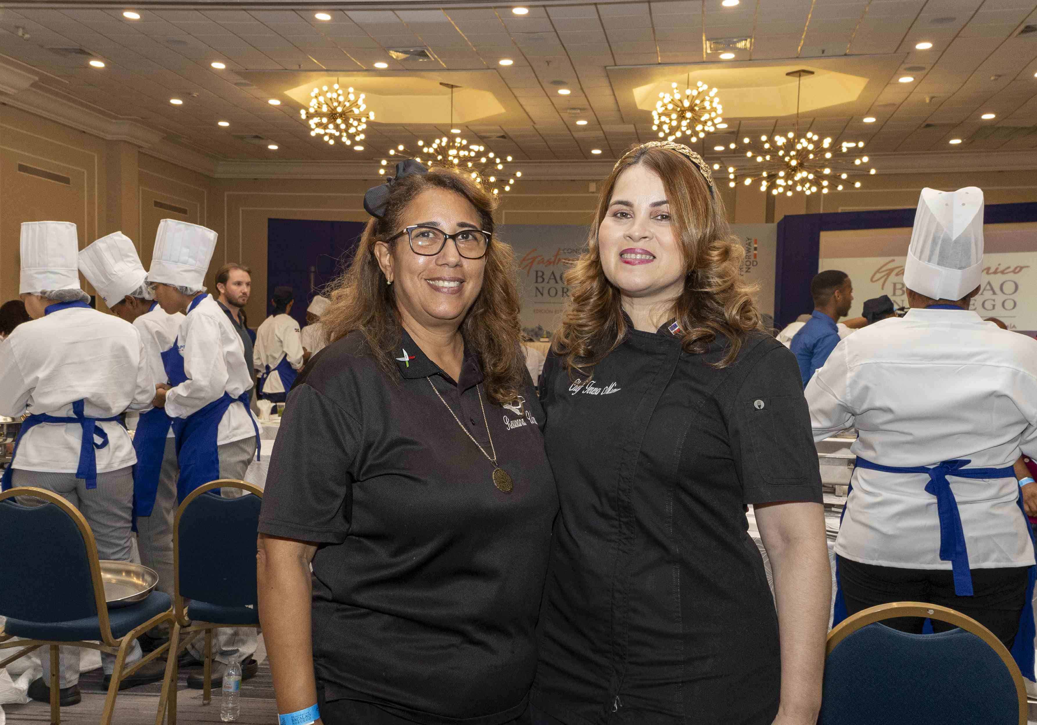 Rosanna Urraca y Chef Teresa Mieses.