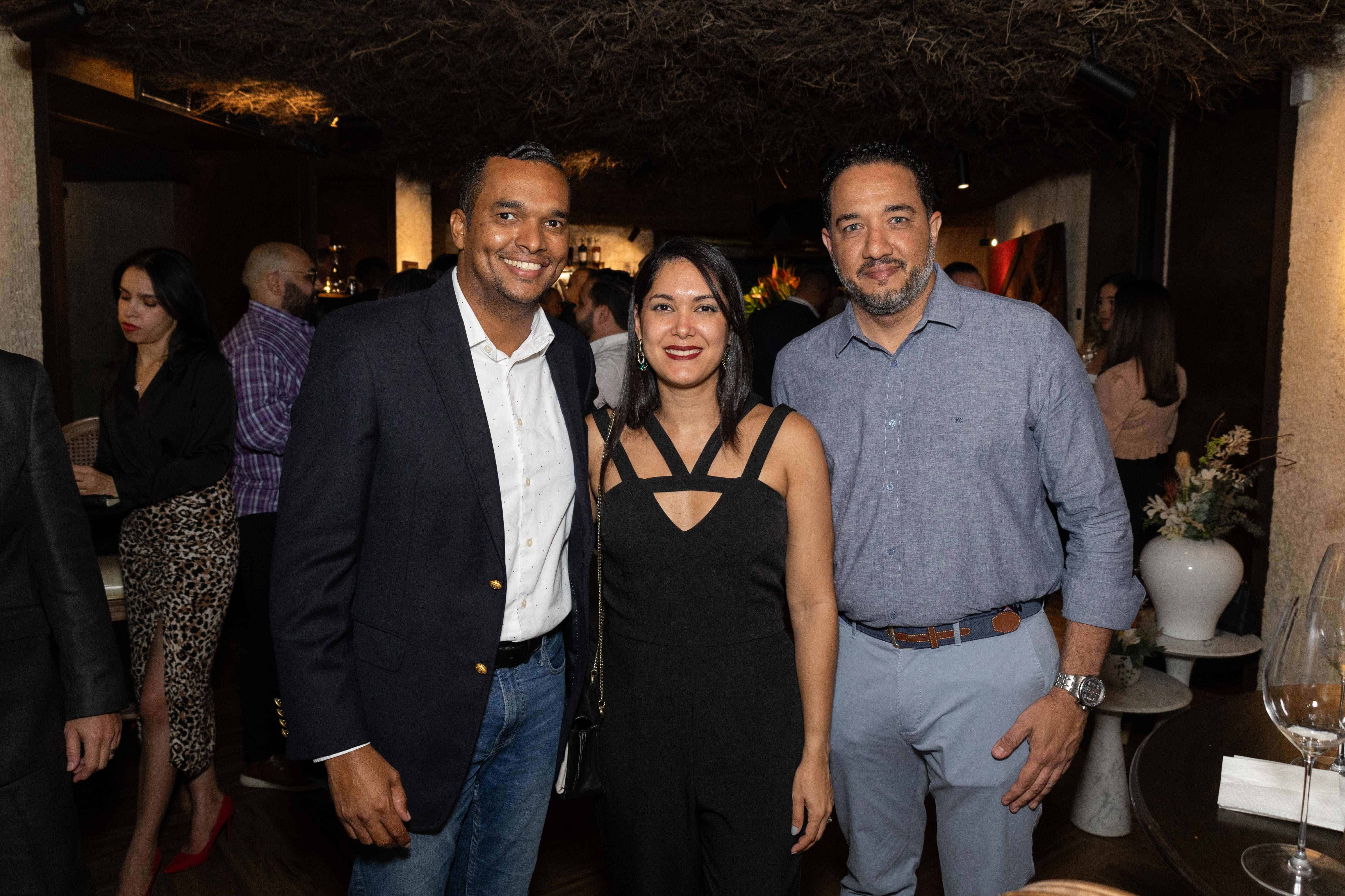 Douglas Carvajal, Marijo Fermín y Randy Fernández.