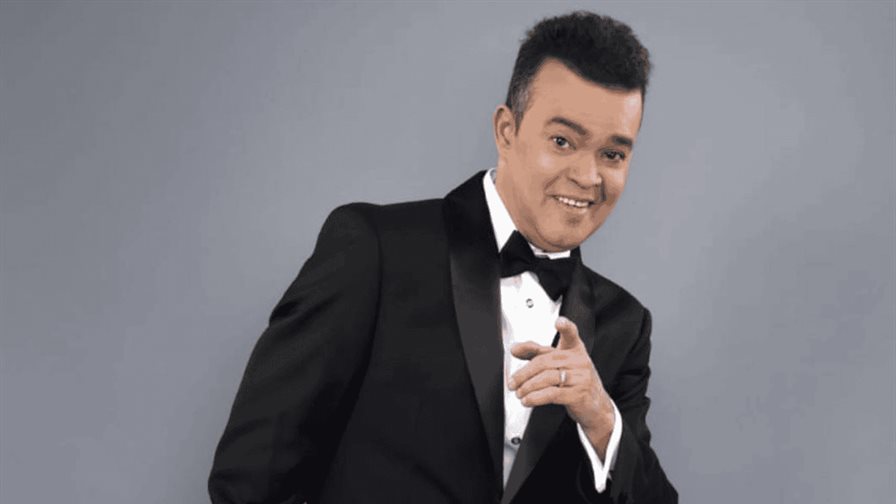 "Alex Bueno no está intubado y se encuentra mucho mejor", informa el equipo del cantante "Alex Bueno no está intubado y se encuentra mucho mejor", informa el equipo del cantante