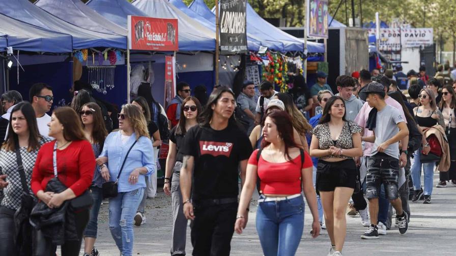 Chilenas no aspiran a ser madres y los nacimientos en ese país caen al nivel más bajo de América