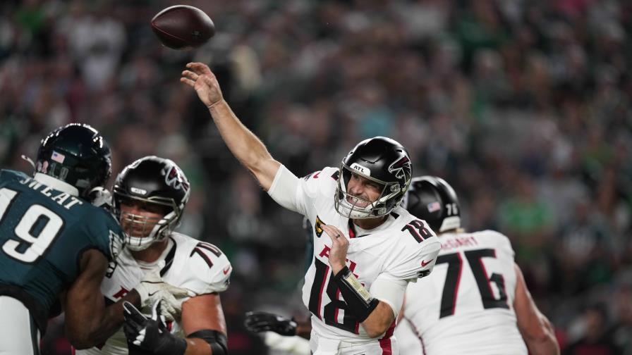 Cousins luce como un quarterback de 180 millones de dólares en triunfo de Falcons ante Eagles