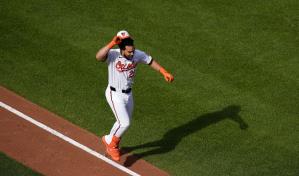 Jonrón de Santander le da la victoria a Orioles ante Gigantes