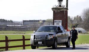 Presos apuñalan a guardias en una cárcel de máxima seguridad en Massachusetts