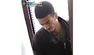 Policía de Nueva York mata a tiros a sospechoso de apuñalamiento en lavandería