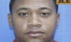 Periodista denuncia que el matador de su hijo sigue pr&oacute;fugo a un mes del crimen