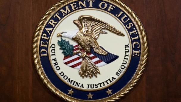 El FBI dice que Irán intentó enviar archivos hackeados a los demócratas; otra señal de injerencia